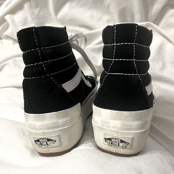 Black and white high-top platform vans - Picture 4 of 6
